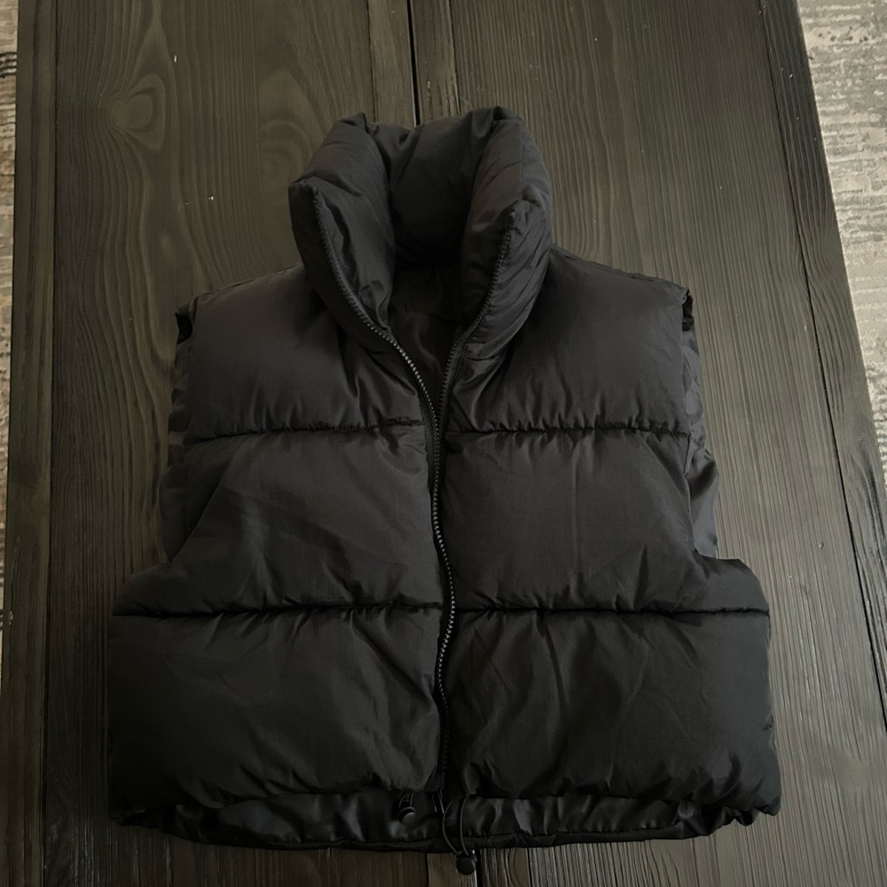 cropped puffer